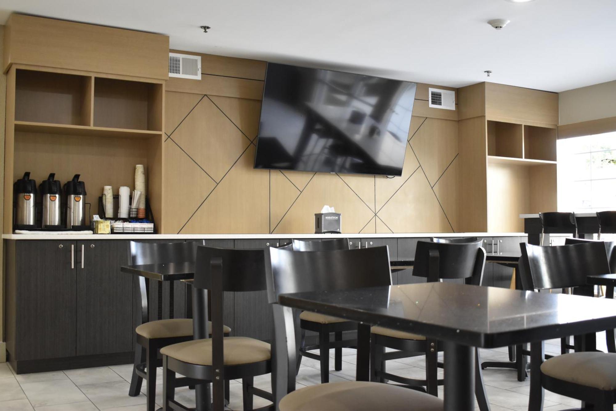 Mainstay Suites Knoxville Airport Алкоа Екстериор снимка