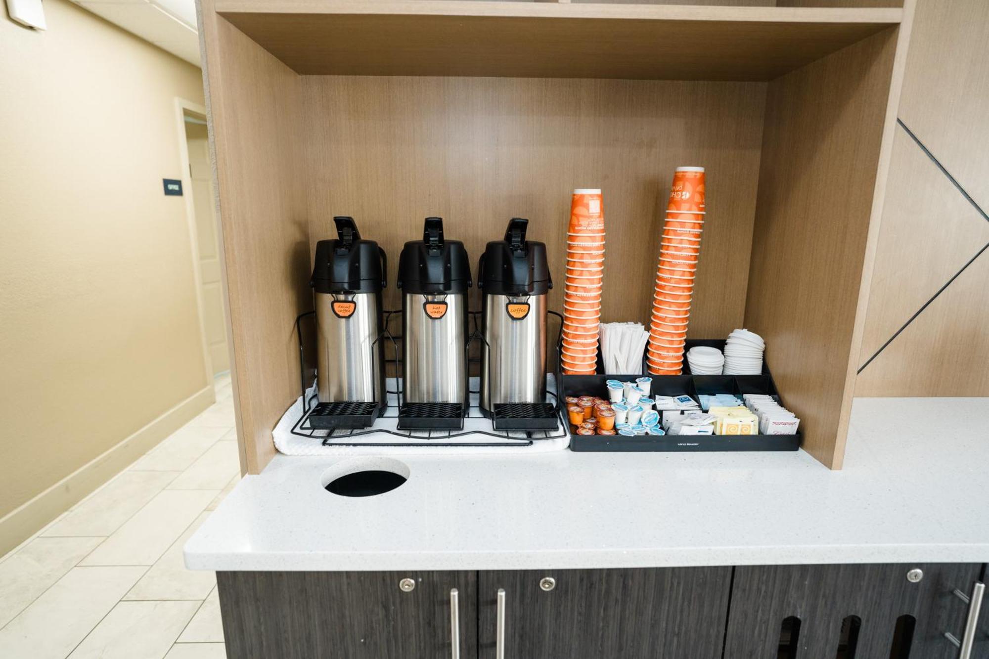 Mainstay Suites Knoxville Airport Алкоа Екстериор снимка