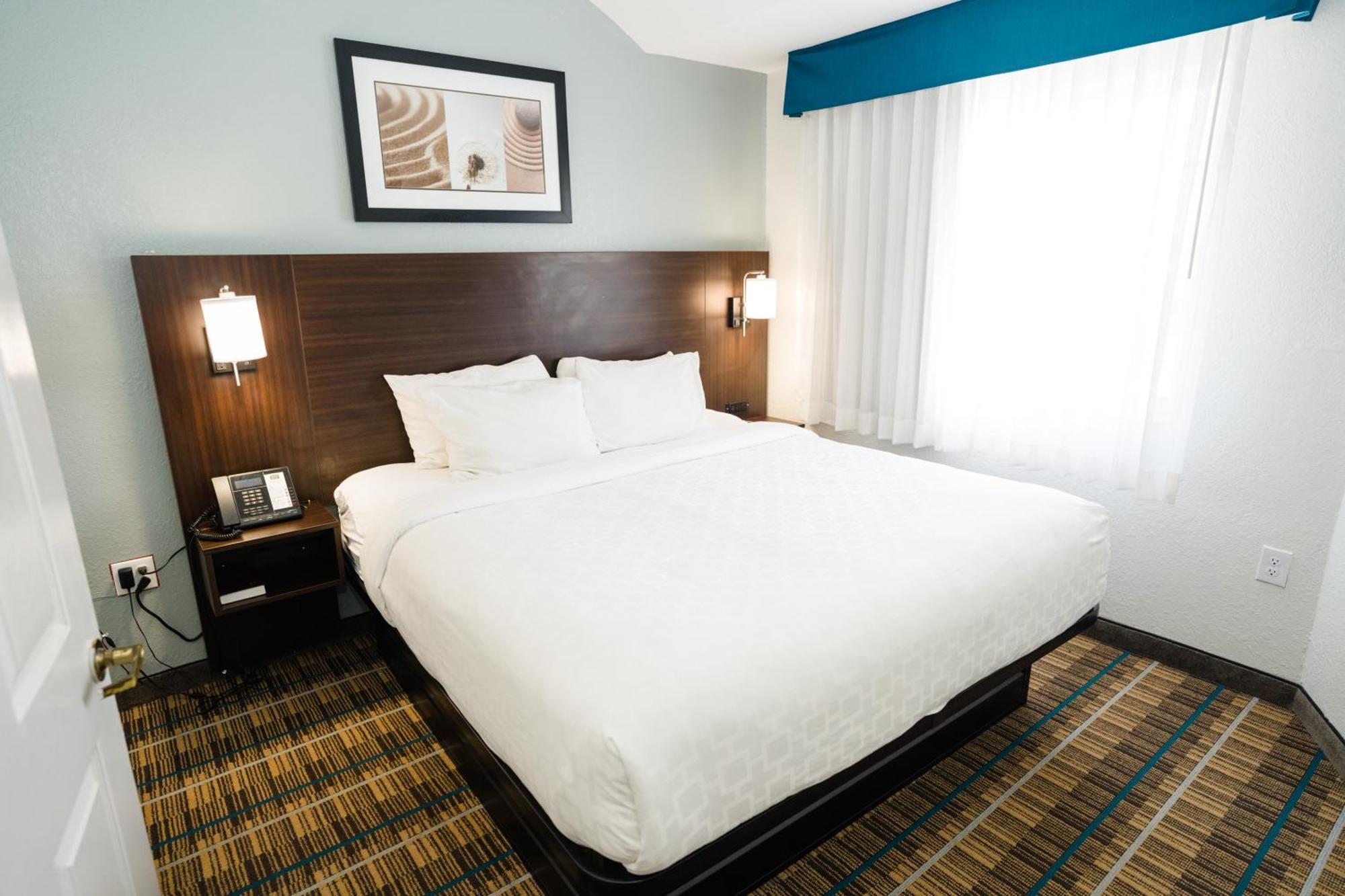 Mainstay Suites Knoxville Airport Алкоа Екстериор снимка