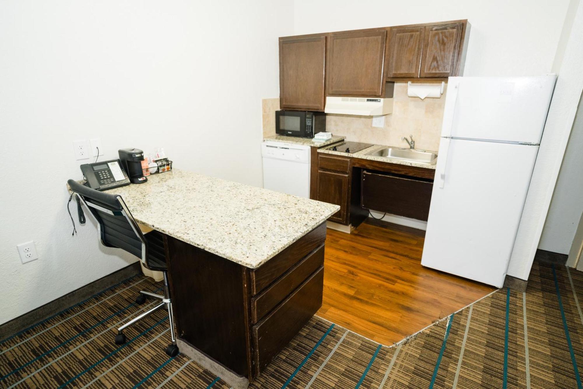 Mainstay Suites Knoxville Airport Алкоа Екстериор снимка